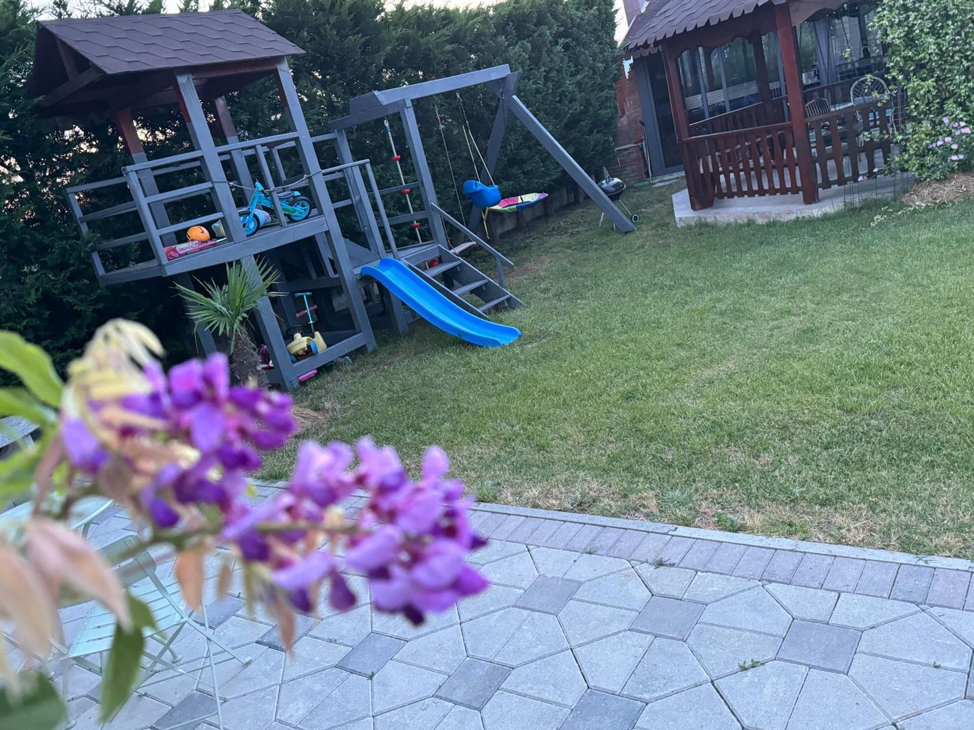 Kunevain Guest House Lezhë Eksteriør billede