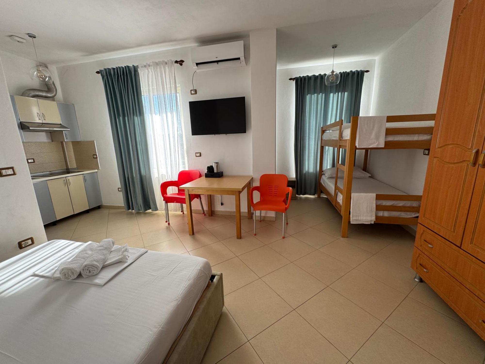 Kunevain Guest House Lezhë Eksteriør billede